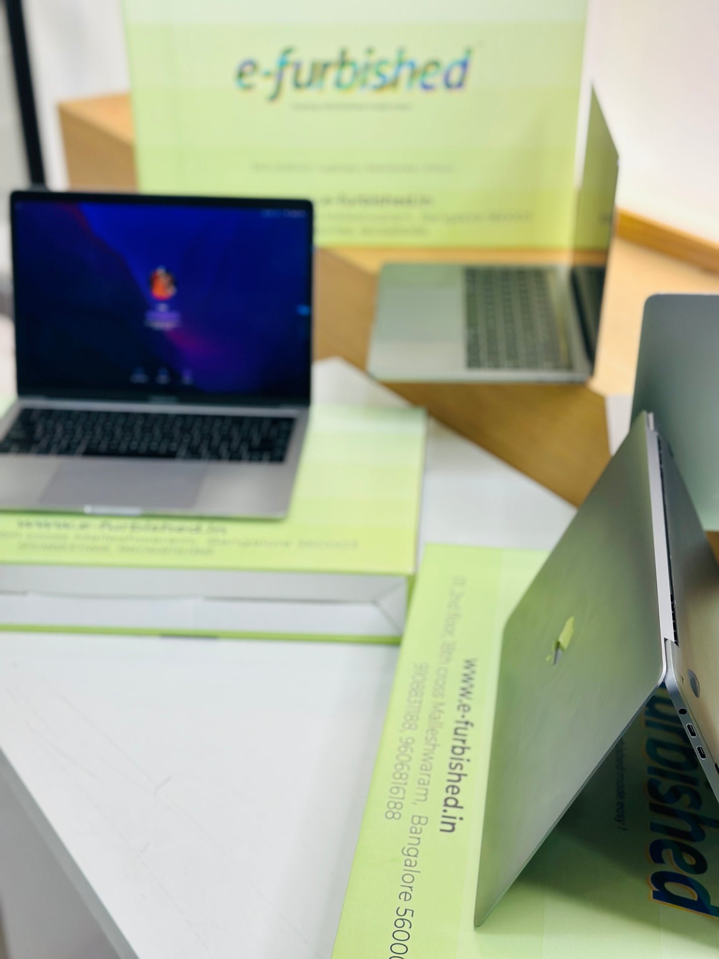 REFURBISHED Macbook Pro A1708 2017 (i5/8gb/256GB/1 Year/13" Retina/Touchbar)