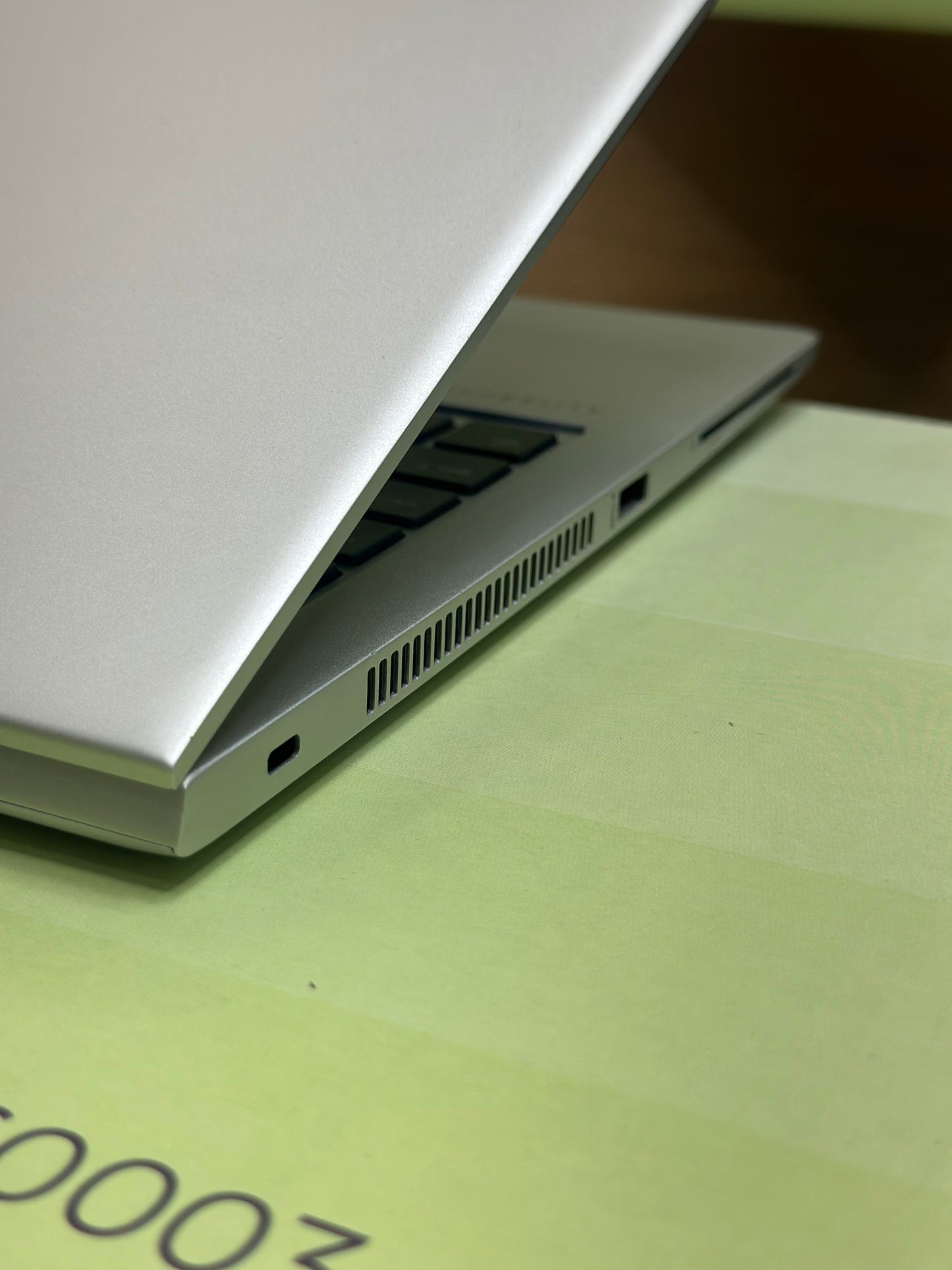 REFURBISHED HP ELITEBOOK 830 G7 (Core i7 10th/13.3"/1 YEAR Warranty)