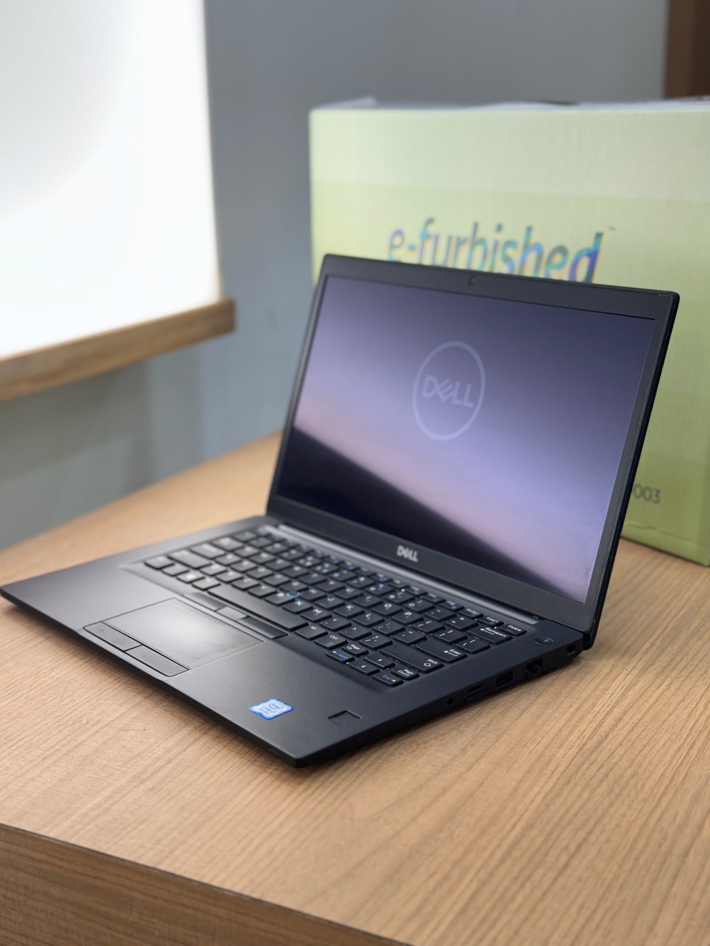 Refurbished Dell Latitude 7490 (Core i7 8th GEN/ 14"/1 Year Warranty)