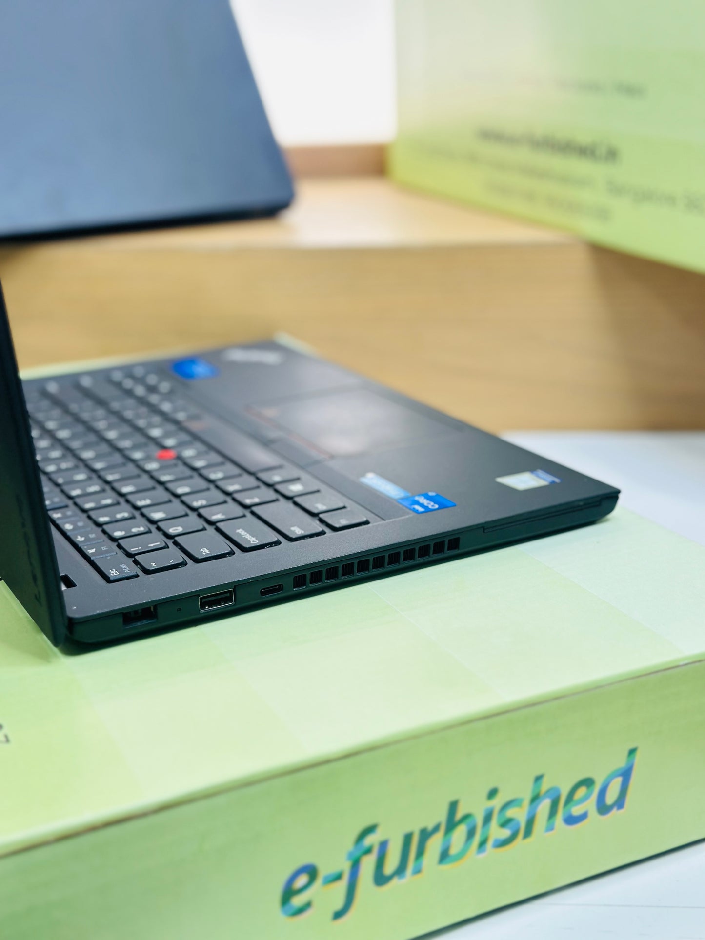REFURBISHED LENOVO THINKPAD T460 (CORE i5 6TH GEN/14"/1 YEAR WARRANTY)