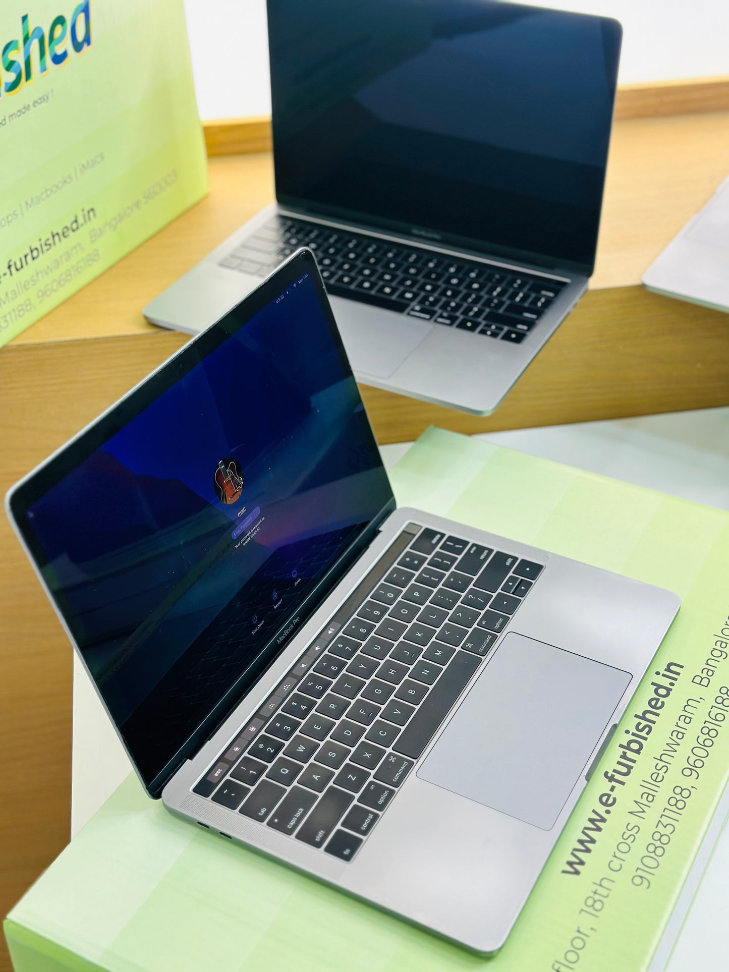 REFURBISHED Macbook Pro A1708 2017 (i5/8gb/256GB/1 Year/13" Retina/Touchbar)