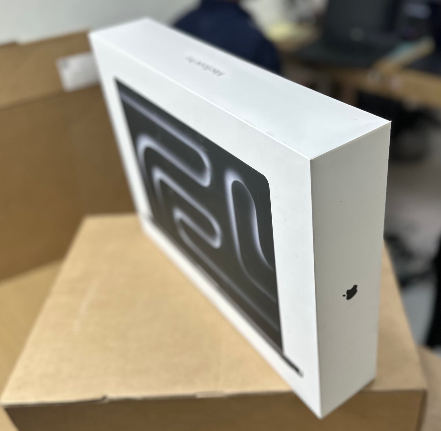 Brand New Macbook Pro A2991 2024 (M3 PRO/18GB/512GB/1 Year/16.2" Liquid Retina/Warranty By Apple)
