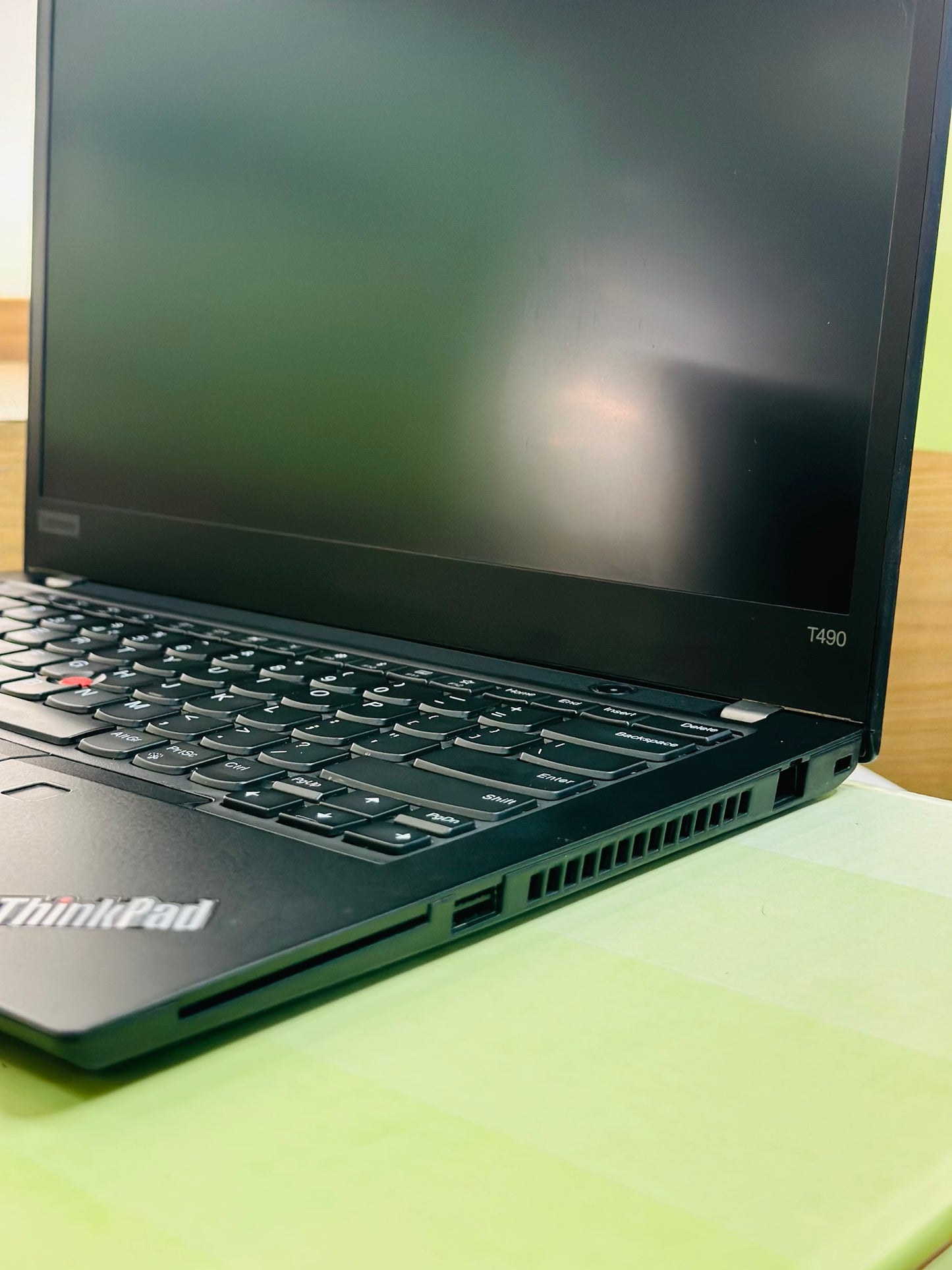 REFURBISHED LENOVO THINKPAD T490 (CORE i5 10TH GEN/14"/1 YEAR WARRANTY)